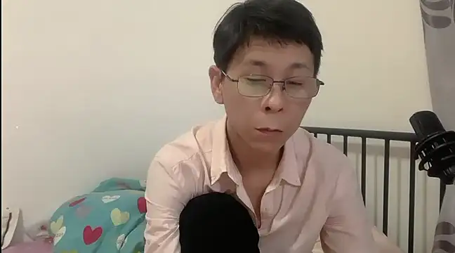 Snapshot of TGH521 chatting on January 2025 01:24:01 PM TGH521 online show from January 2025 01:24:01 PM