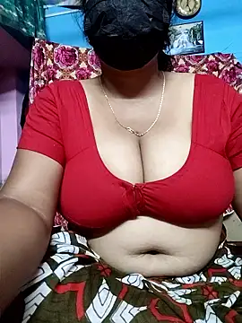 BERRY 00 online show from March 2026 06:57:01 PM