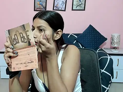 Snapshot of dumbledora chatting on November 2025 03:51:02 AM dumbledora online show from November 2025 03:51:02 AM