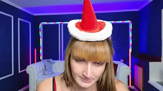 Snapshot of Nika_Kitten chatting on December 2024 06:20:02 AM Nika Kitten online show from December 2024 06:20:02 AM