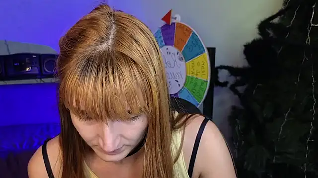 Snapshot of Nika_Kitten chatting on February 2025 02:24:01 PM Nika Kitten online show from February 2025 02:24:01 PM