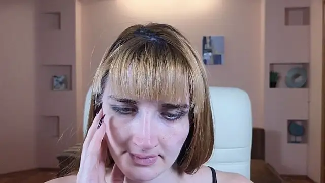 Snapshot of Nika_Kitten chatting on February 2025 05:21:01 PM Nika Kitten online show from February 2025 05:21:01 PM