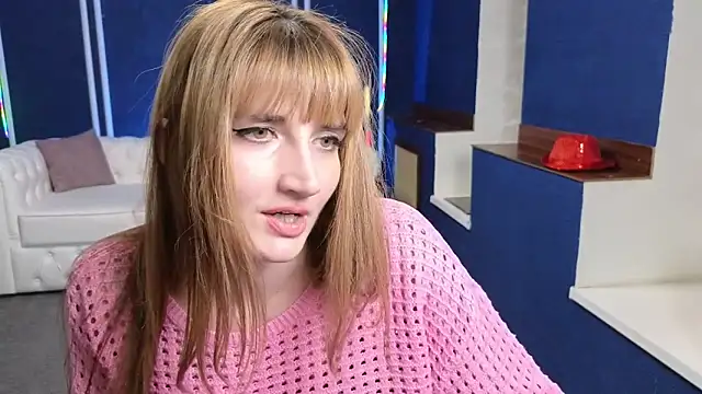 Snapshot of Nika_Kitten chatting on February 2025 08:33:02 PM Nika Kitten online show from February 2025 08:33:02 PM