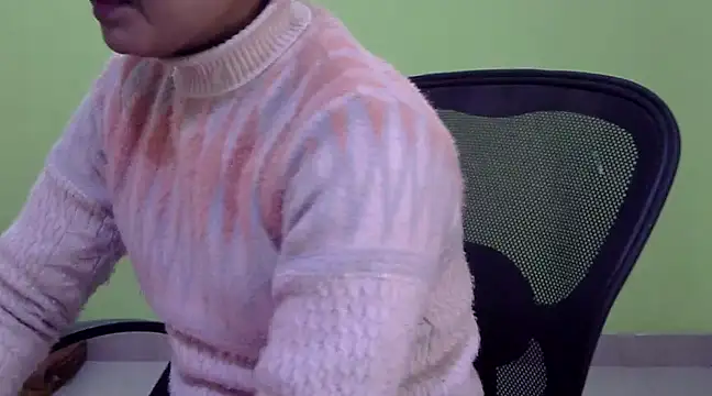 Payalsharma09 online show from December 2024 04:06:02 AM