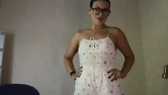 MoonriseGoddess online show from July 2026 10:39:01 AM