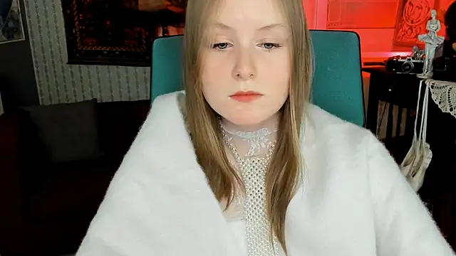 VivienLeeigh online show from February 2025 01:25:01 PM