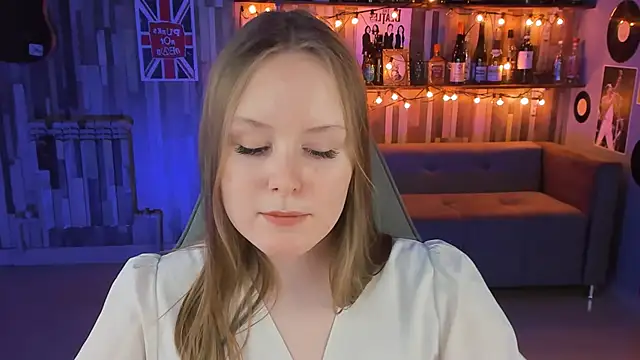 VivienLeeigh online show from February 2025 04:20:02 PM