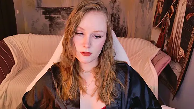 VivienLeeigh online show from April 2026 07:45:01 AM