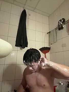 Snapshot of TaiwanSlutBitch chatting on October 2025 01:52:02 AM TaiwanSlutBitch online show from October 2025 01:52:02 AM