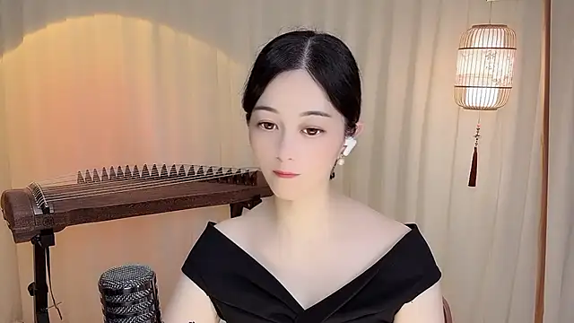 Snapshot of Tian-xin-999 chatting on June 2026 04:12:02 PM Tian-xin-999 online show from June 2026 04:12:02 PM