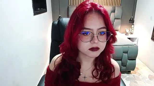 Snapshot of crimson_tati_ chatting on December 2024 05:09:02 AM crimson tati online show from December 2024 05:09:02 AM