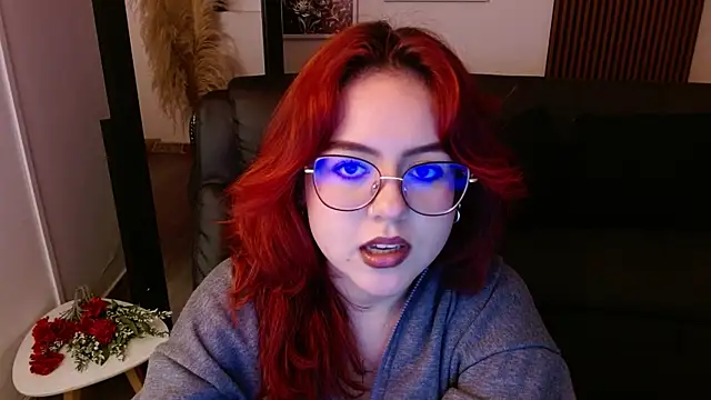 Snapshot of crimson_tati_ chatting on February 2025 06:25:02 AM crimson tati online show from February 2025 06:25:02 AM