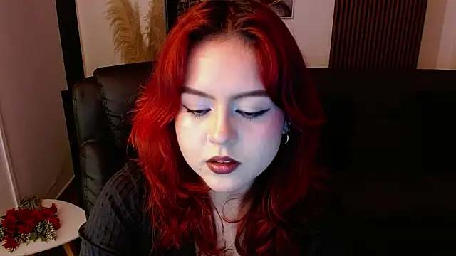 Snapshot of crimson_tati_ chatting on March 2025 03:46:02 AM crimson tati online show from March 2025 03:46:02 AM