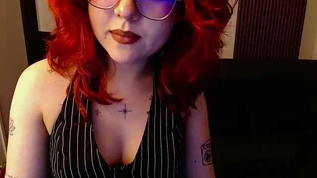 Snapshot of crimson_tati_ chatting on March 2025 04:02:02 AM crimson tati online show from March 2025 04:02:02 AM