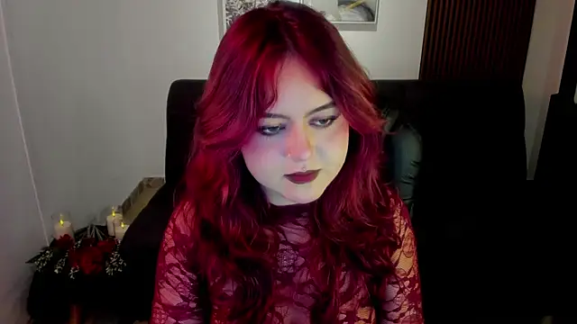 Snapshot of crimson_tati_ chatting on November 2025 04:01:02 AM crimson tati online show from November 2025 04:01:02 AM