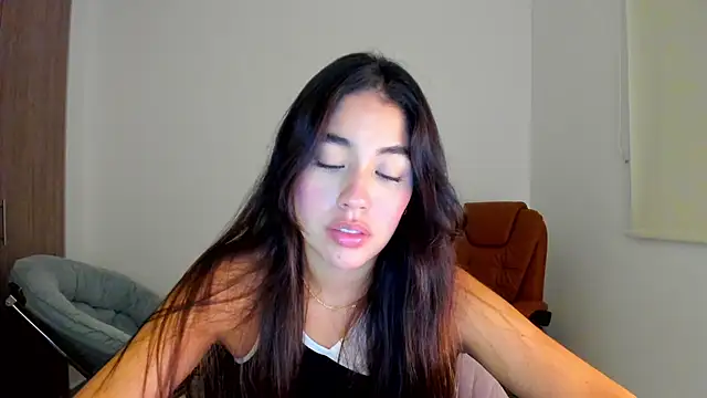 AriaMontgomery online show from March 2025 06:08:01 AM