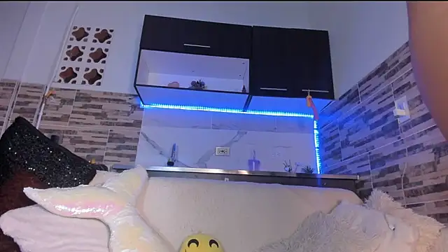 Snapshot of Anastasia2023 chatting on January 2025 05:58:02 AM Anastasia2023 online show from January 2025 05:58:02 AM