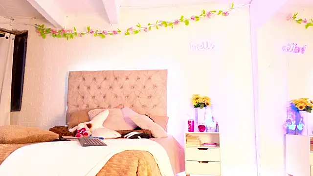 Snapshot of Anastasia2023 chatting on October 2025 08:58:01 AM Anastasia2023 online show from October 2025 08:58:01 AM