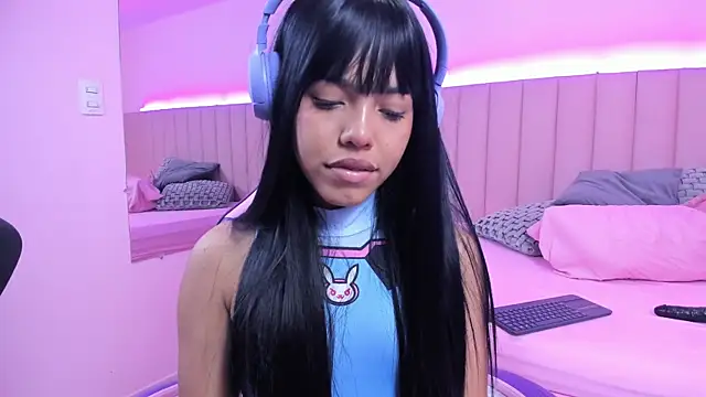 KellyOlsenbe online show from January 2025 08:36:01 PM