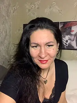 Tina Moretti online show from February 2025 12:05:01 AM