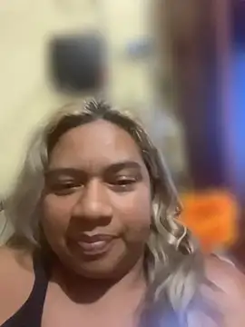 Snapshot of DanielitaWM chatting on April 2026 05:02:02 AM DanielitaWM online show from April 2026 05:02:02 AM