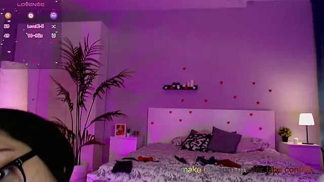 Snapshot of Marine_Vact chatting on February 2025 08:31:01 PM Marine Vact online show from February 2025 08:31:01 PM