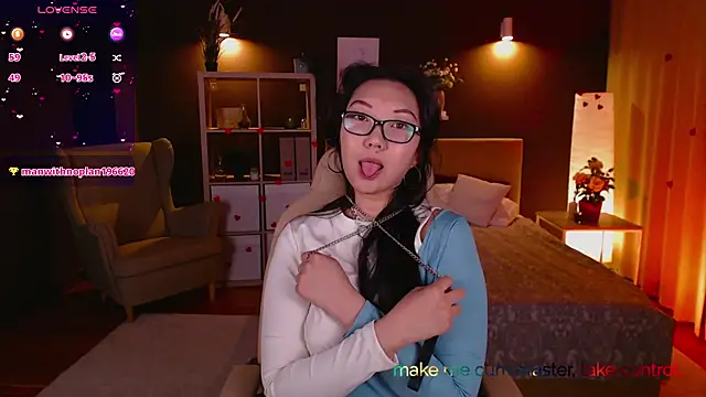 Snapshot of Marine_Vact chatting on February 2025 05:29:01 PM Marine Vact online show from February 2025 05:29:01 PM