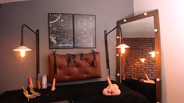 Samantha mature56 online show from March 2025 10:27:02 AM