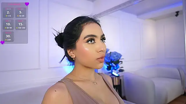 elasummer online show from February 2025 06:29:02 PM