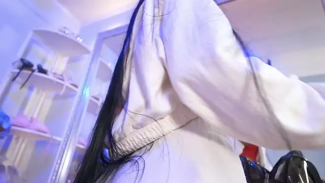 elasummer online show from March 2026 12:43:02 PM