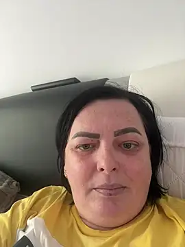 Snapshot of Amandamuller1982 chatting on February 2025 11:05:02 AM Amandamuller1982 online show from February 2025 11:05:02 AM