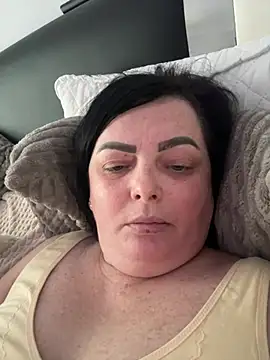 Snapshot of Amandamuller1982 chatting on February 2025 02:37:01 PM Amandamuller1982 online show from February 2025 02:37:01 PM