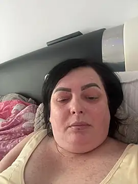 Snapshot of Amandamuller1982 chatting on February 2025 12:48:01 PM Amandamuller1982 online show from February 2025 12:48:01 PM