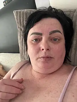 Snapshot of Amandamuller1982 chatting on February 2025 10:37:02 AM Amandamuller1982 online show from February 2025 10:37:02 AM