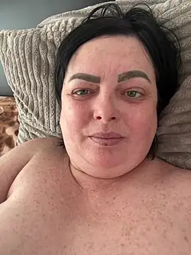 Snapshot of Amandamuller1982 chatting on March 2025 06:15:02 AM Amandamuller1982 online show from March 2025 06:15:02 AM