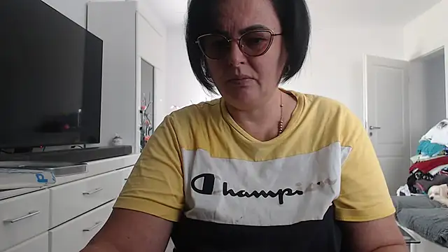 Snapshot of Amandamuller1982 chatting on September 2025 11:00:02 AM Amandamuller1982 online show from September 2025 11:00:02 AM