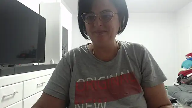 Snapshot of Amandamuller1982 chatting on September 2025 08:34:02 PM Amandamuller1982 online show from September 2025 08:34:02 PM