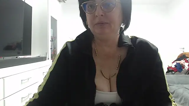 Amandamuller1982 online show from November 2025 11:41:01 PM