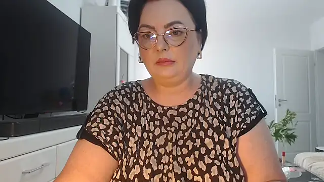 Amandamuller1982 online show from May 2026 06:18:01 AM