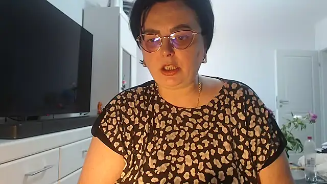 Amandamuller1982 online show from May 2026 07:39:02 AM