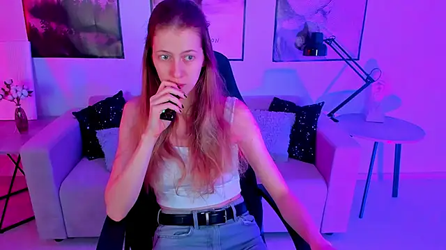 Snapshot of Sharon_Evansi chatting on January 2025 11:53:02 AM Sharon Evansi online show from January 2025 11:53:02 AM