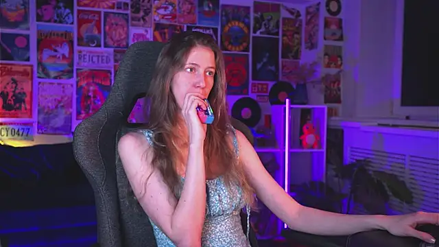 Snapshot of Sharon_Evansi chatting on February 2025 12:38:02 PM Sharon Evansi online show from February 2025 12:38:02 PM