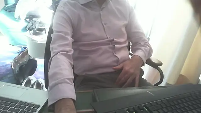 Snapshot of shyfrenchcock1 chatting on November 2025 10:58:01 AM shyfrenchcock1 online show from November 2025 10:58:01 AM