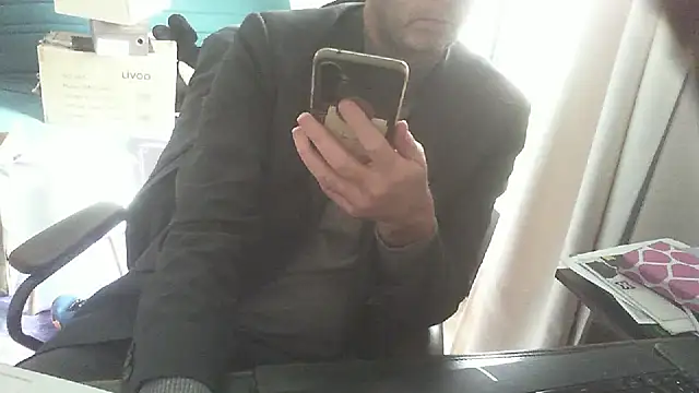 shyfrenchcock1 online show from February 2026 10:22:01 AM