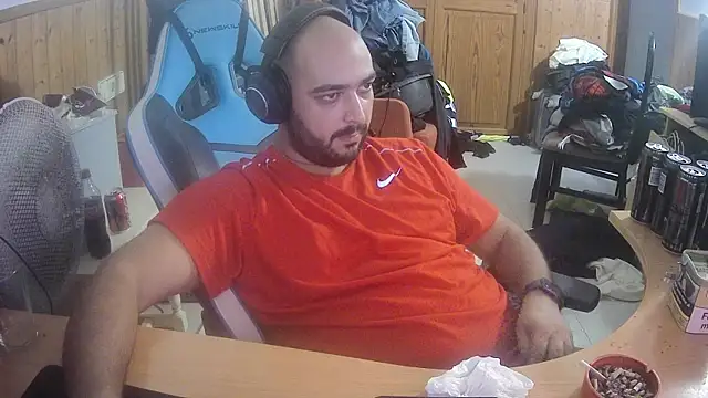 Snapshot of chicomallorca96 chatting on October 2025 05:47:01 PM chicomallorca96 online show from October 2025 05:47:01 PM