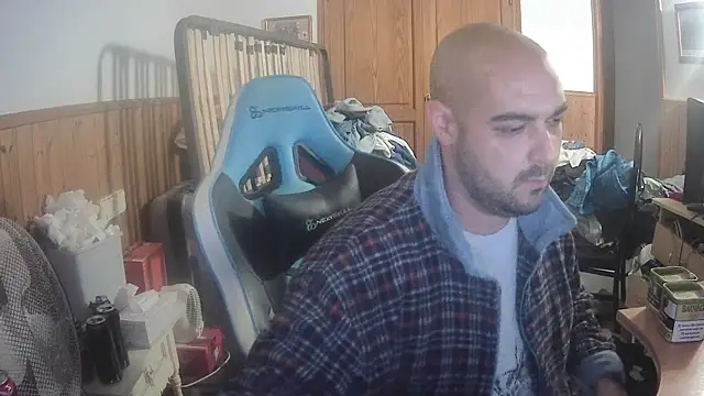 Snapshot of chicomallorca96 chatting on November 2025 05:41:01 PM chicomallorca96 online show from November 2025 05:41:01 PM