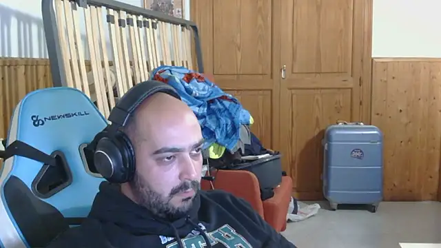 Snapshot of chicomallorca96 chatting on March 2026 04:33:01 PM chicomallorca96 online show from March 2026 04:33:01 PM