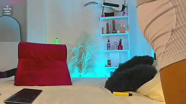 Snapshot of Duriel_ chatting on September 2025 04:50:01 PM Duriel online show from September 2025 04:50:01 PM