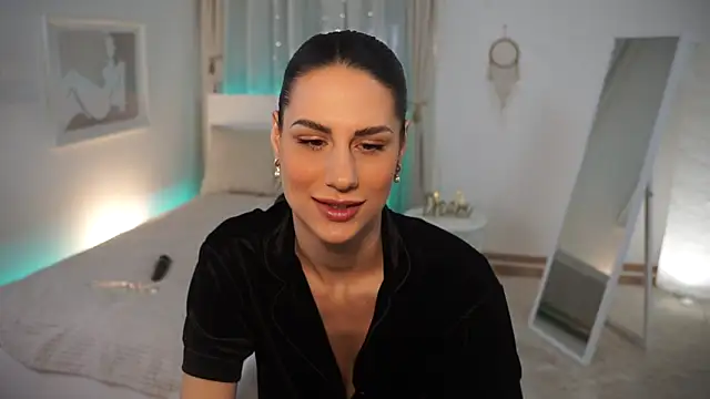 Snapshot of ZoeeZolton chatting on January 2025 05:22:02 PM ZoeeZolton online show from January 2025 05:22:02 PM