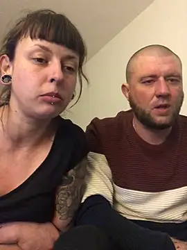 Snapshot of zra_andre chatting on February 2025 08:10:01 PM zra andre online show from February 2025 08:10:01 PM